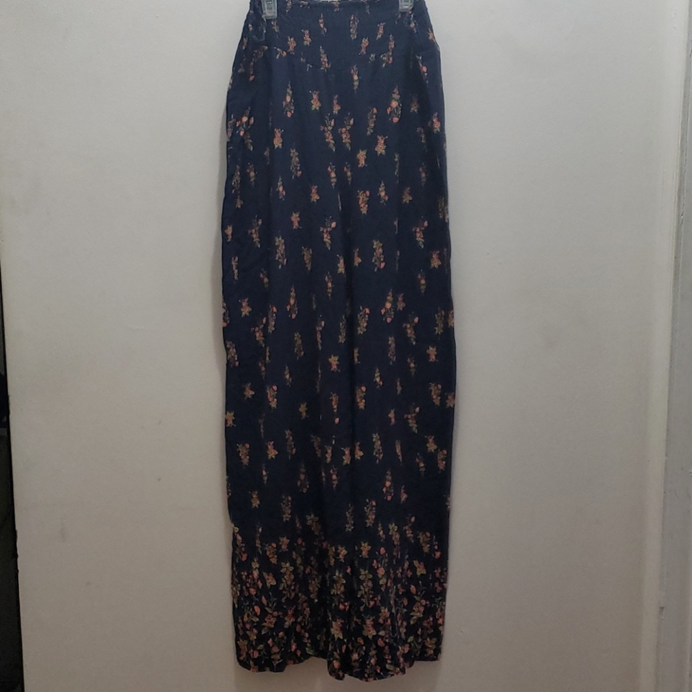 Wide leg stretchy floral high-waisted pants